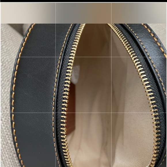 Coach Canteen Crossbody Bag in colour Black new without tags - Picture 13 of 15